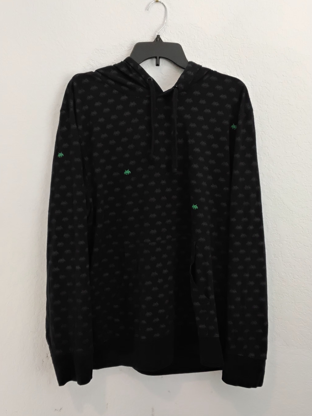 Official Space Invaders Loot Crate LVL UP Hoodie - Men’s XL